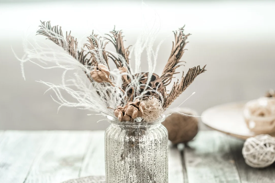 DIY Decor Projects with Pyntekvister